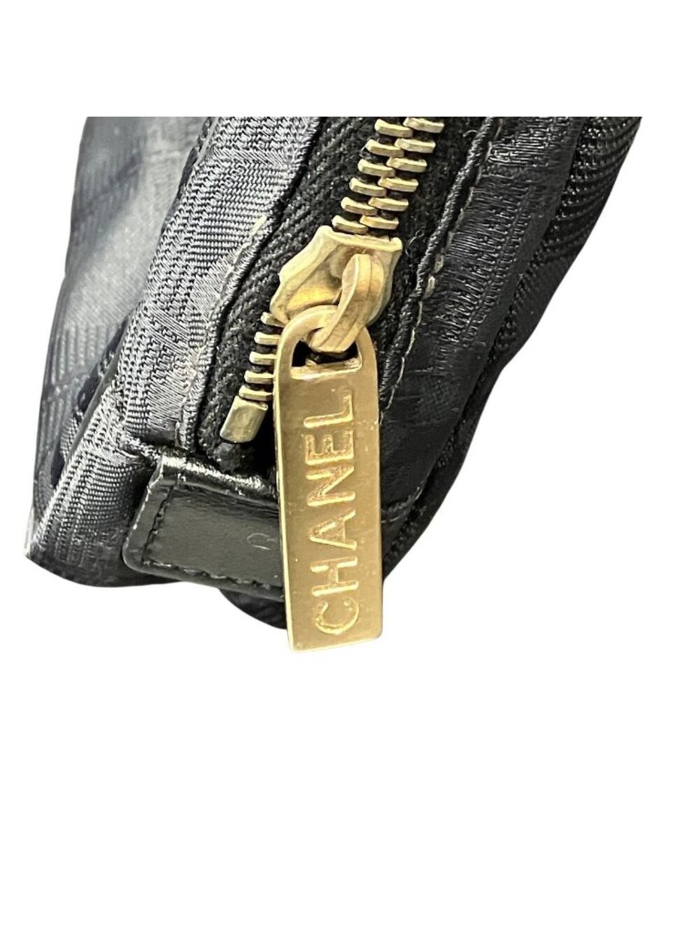 Chanel Waist Bag Nylon Leather - Picture 8 of 9